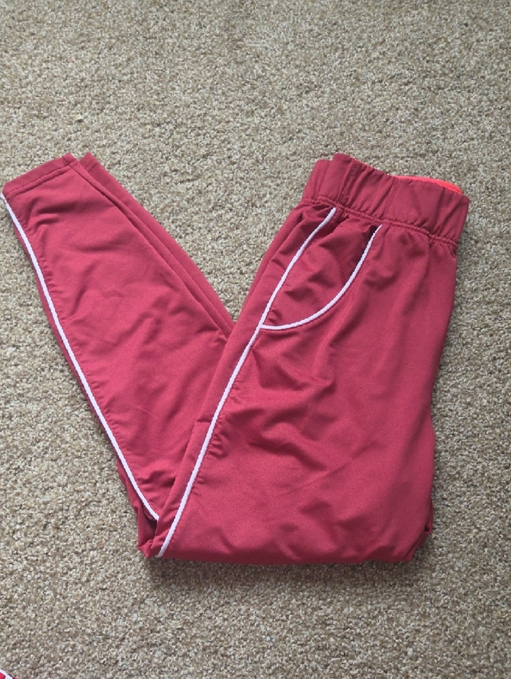 Gymshark Reces  Rose-Red Active Joggers with White Trim